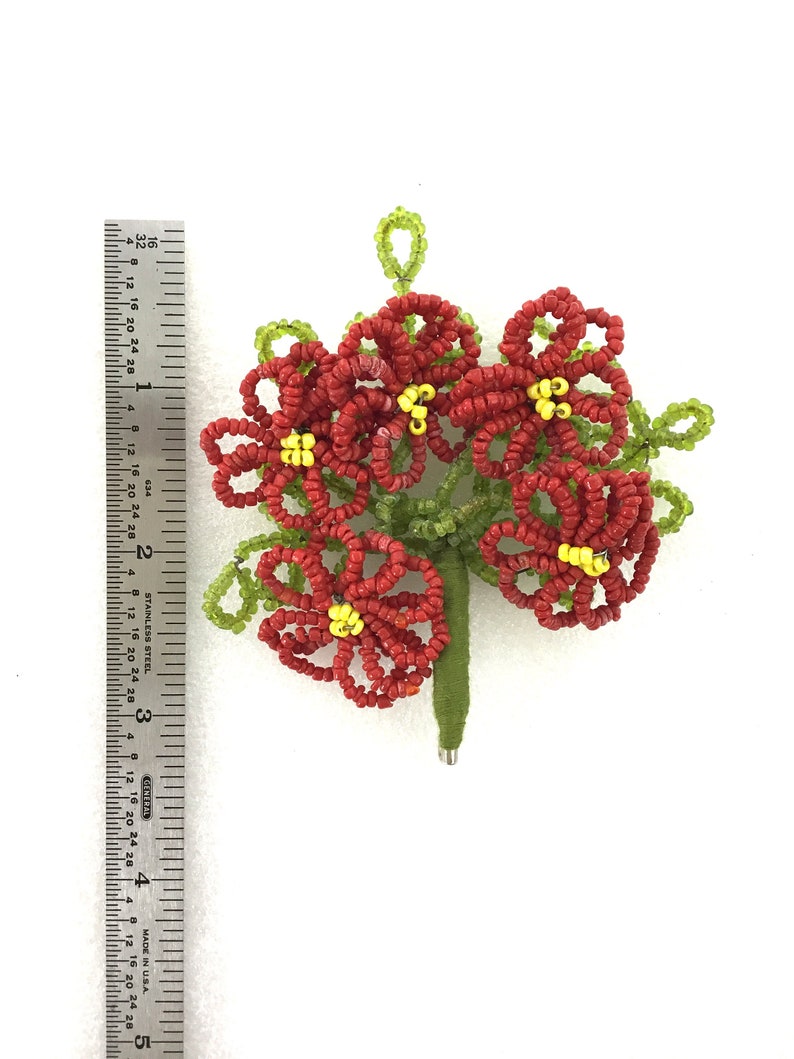 Zoom Glam! Red /& Green Mother/'s Day Beaded Flower Bouquet Pin Valentine Gift Vintage Brooch