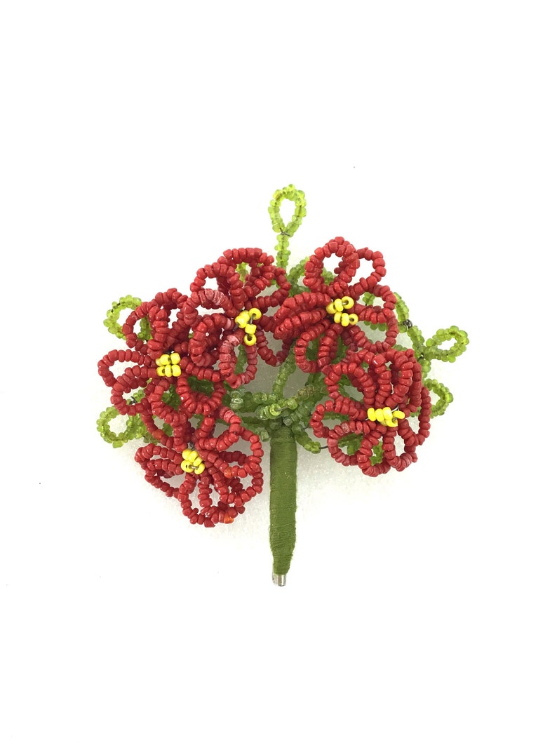 Zoom Glam! Red /& Green Mother/'s Day Beaded Flower Bouquet Pin Valentine Gift Vintage Brooch