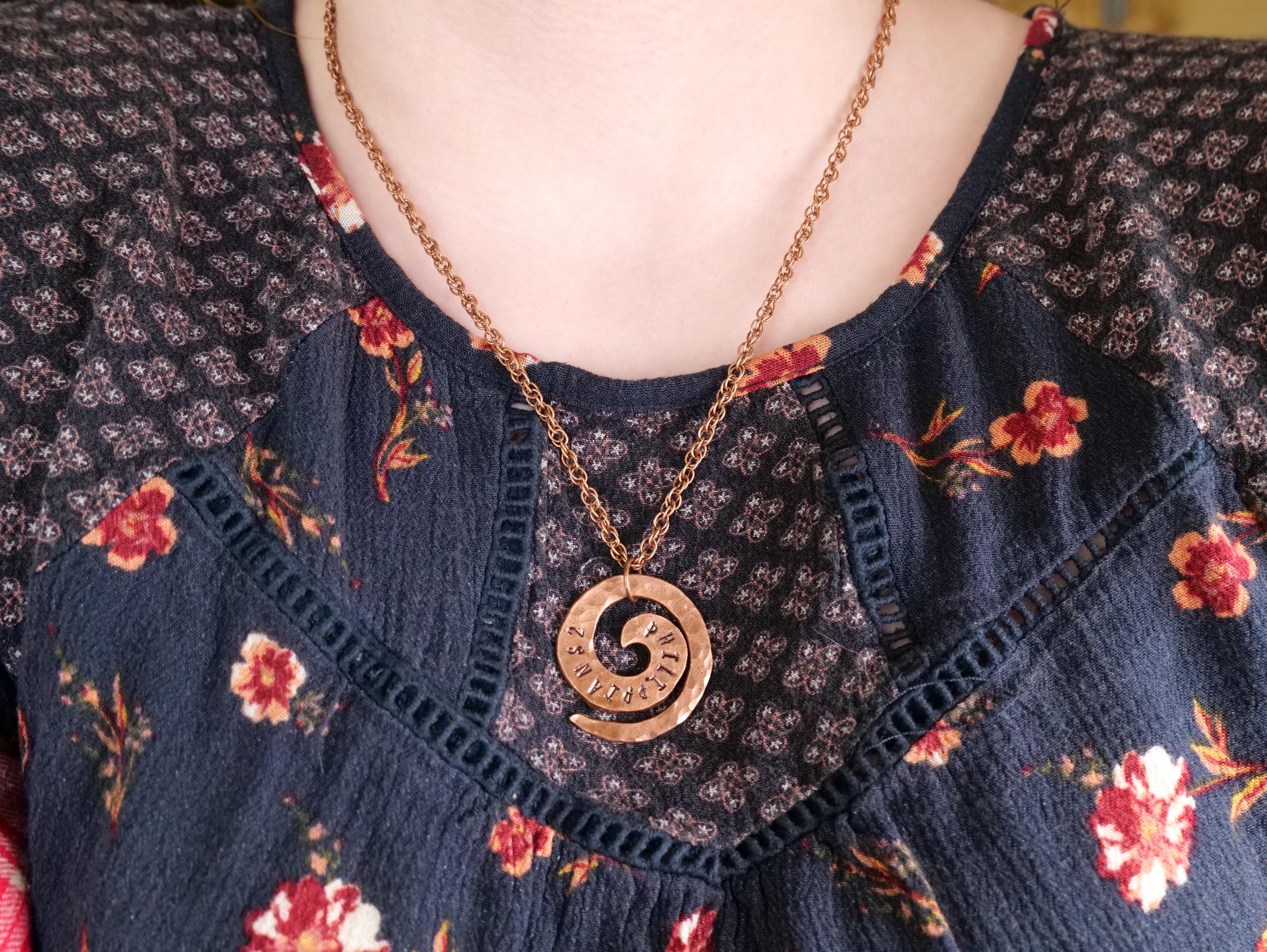 SBI Jewelry Collana da donna con scritta in lingua inglese Dio Sacra Bibbia Gesù Pregare Pendente Bibbia Credi Anniversario Famiglia Natale Compleanno Filippesi Matteo