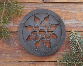 Sunflower Trivet * Metal Trivet for Hot Dishes * Black Trivet for Hot Pan * Trivet with Feet * Hot Plate Holder * Iron Pot Stand * Hot Plate