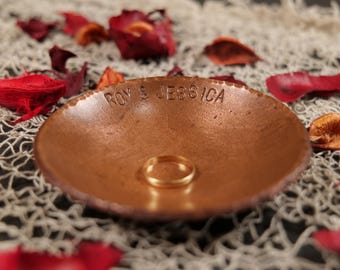 Cuenco de cobre forjado a mano personalizado de 4" * Regalo para el 7.º aniversario * Regalos de cobre para ella y para él * 7.º aniversario
