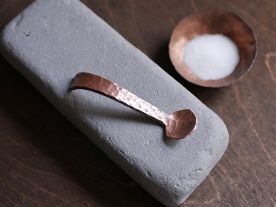 Cucchiaio Da Caffè In Rame – Misuratore 15 Cm – Manico Colorato Casuale – Utensile Da Cucina