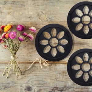 Flower Trivet Set of 3 * Metal Trivets for Hot Dishes * Black Trivets for Hot Pan * Hot Plate Holders * Iron Pot Stand * Hot Plate