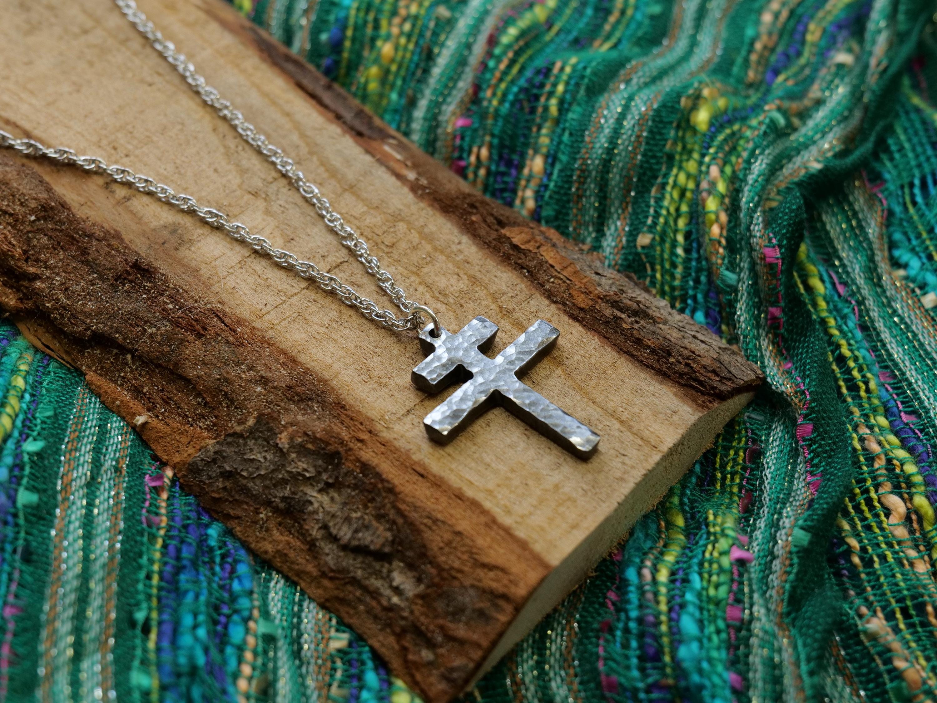 Cross of lorraine pendant - Etsy 日本