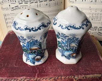 Mason’s Fruit Basket Salt Pepper Shakers | Blue Multicolor Transferware | England Cottage Decor