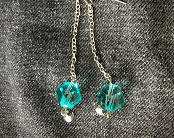Skygrass - Blue glass bead earrings on a chain