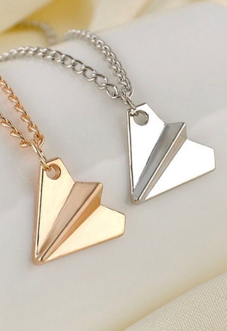 paper airplane charm  Silber, Silber anhänger, Papierschmuck