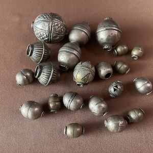 Antique Afghan Kuchi Tribal Silver Beads - Shipping İncluded.