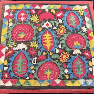 Tajikistan Lakai Silk Embroidered Mirror Cover: Floral Aina Khalta Wall Hanging