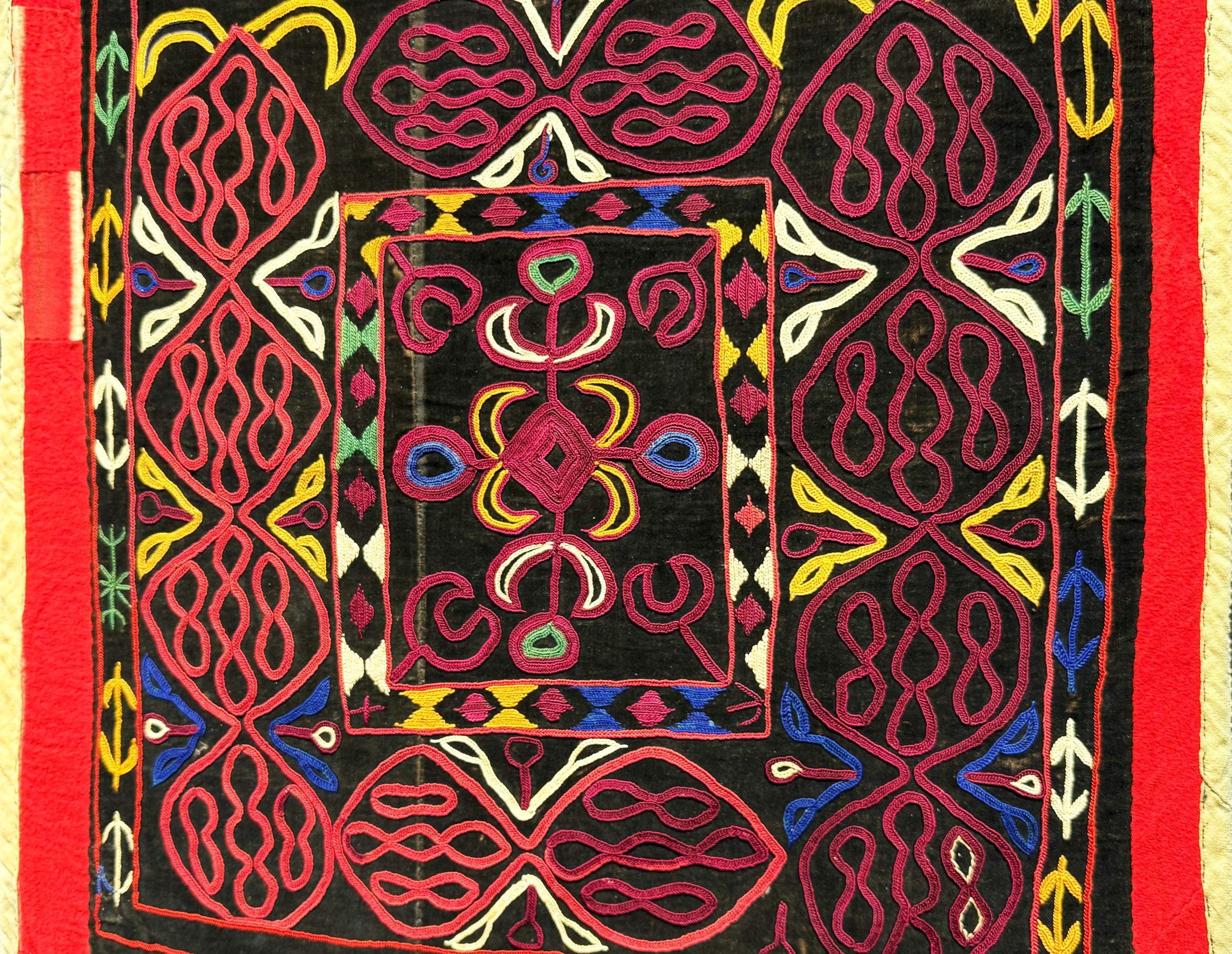 Kyrgyz embroidery - Etsy 日本