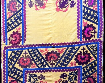 Uzbekistan - Samarkand Silk Embroidered Window Blind Suzani - Shipping İncluded. (78.5'' x 49'') İnc.