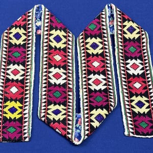Central Asian Fine Silk Cross Stitched Embroidered Ceremonial Belt - Shipping İncluded. (46&#39;&#39; x 2.5&#39;&#39;)İnc.