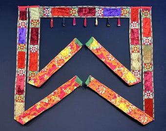 Uzbekistan Surkhandarya Silk Embroidered Door Frame - Shipping İncluded. (51'' x 73'') İnc.