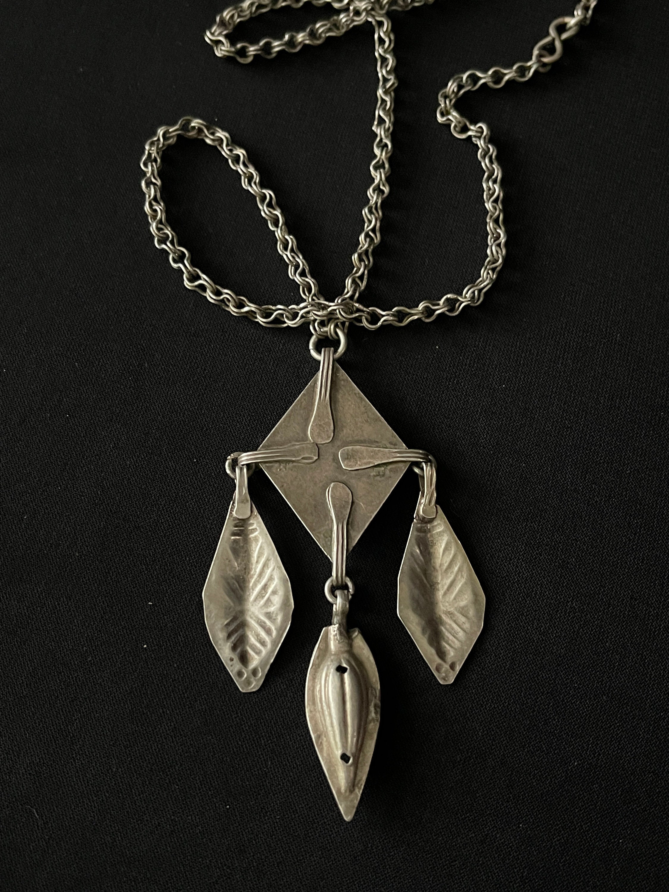 Pendentif Ancien En Argent Et Laiton - Turkménistan 19e Siècle - Antiquité - Occasion