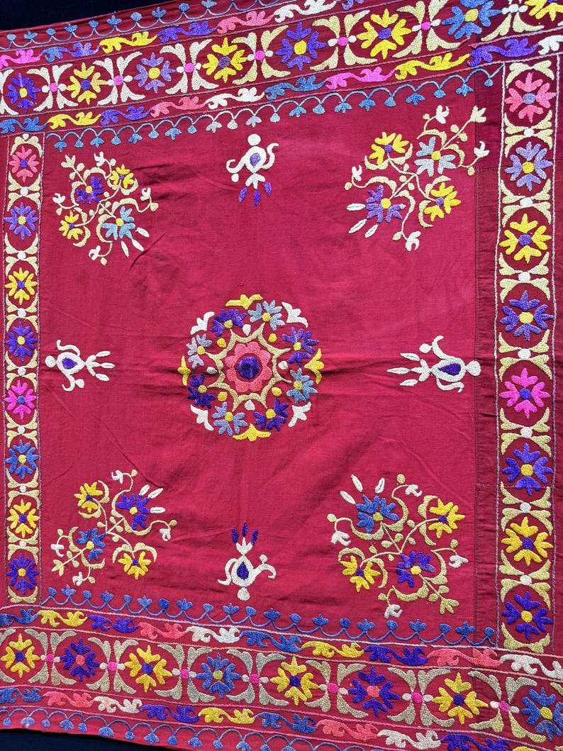 Uzbekistan Lakai Silk Cross Stitched Embroidery Hanging - Shipping İncluded. (27.5'' x 35.5'') İnc. image 1
