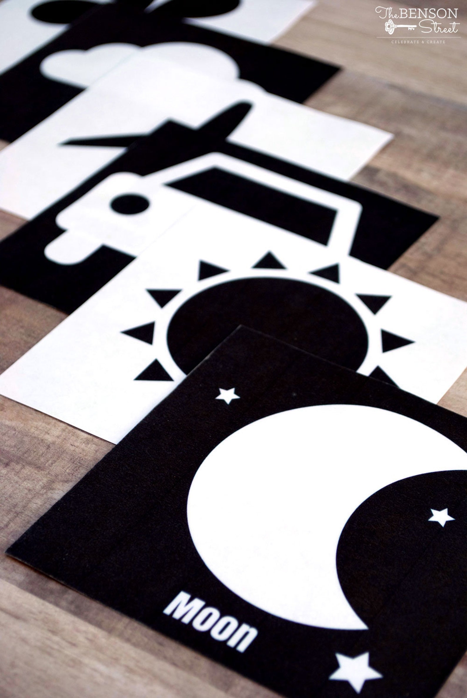 Black and White Flashcards for Babies, Newborn Black and White Images ...