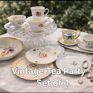 VINTAGE TEA PARTY Borddukning och blomsterpresentsmycken för gäster - Blandat vintageporslin och silverbestick - 4 personer.