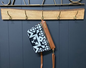 Leather Cross body purse, Leather Purse, Leather Messanger Bag, Leather Shoulder Bag, Leather Bag,  Pendleton Wool Crossbody,  Purse