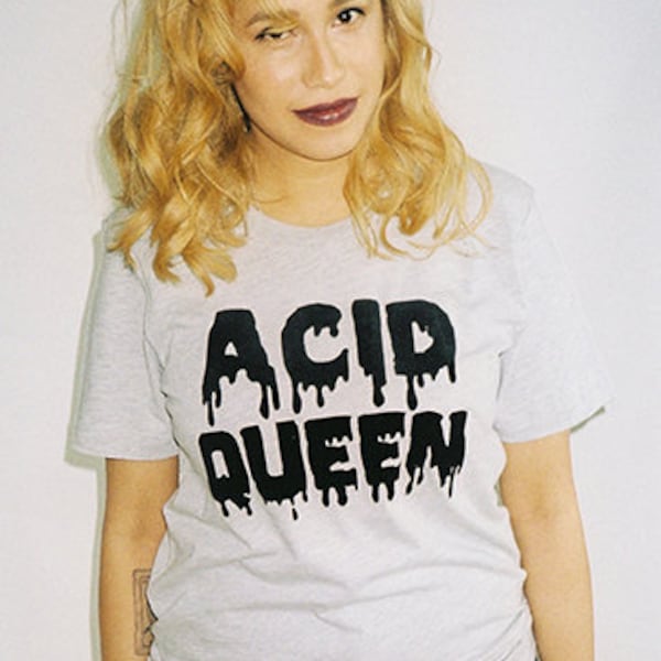 ACID QUEEN | vaporwave t shirt, drippy font saying, creepy cute, stoner girl