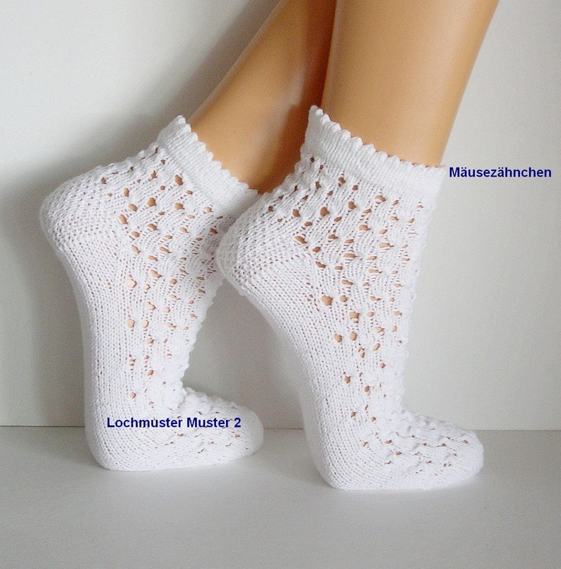 Spitzenstrümpfe, Baumwoll-Socken, Dirndl Trachten-Socken, Lochmuster, Trachtensocken Kinder, vegane Socken, handgestrickt, Baumwollsocken, weiß