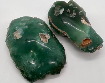 Mtorolite Plate, Natural Rare Mtorolite Chrome Chrysoprase, Healing crystals and stones, Chakra Stones, Spiritual Stone