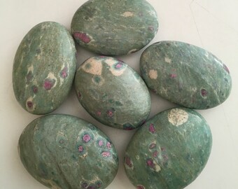 Ruby Fuchsite Palm Stone, Healing Stone, Healing Crystal, Chakra  Stone, Spiritual Stone
