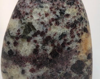 Pyrope Garnet, Beautiful Rare Large Pyrope Garnet Standing Free Form, Inspires love, devotion and commitment. Healing crystal, healing stone
