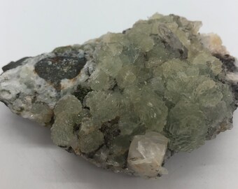 Prehnite Natural Raw Stone, Prehnite Specimen with Quartz and Epidote from Tafelkop Namibia, Healing crystals and Stones