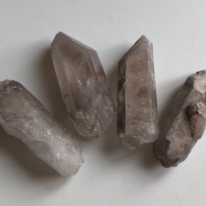 Lithium Natural Quartz Crystal Point,Spiritual Stone, Healing Stone, Healing Crystal, Chakra