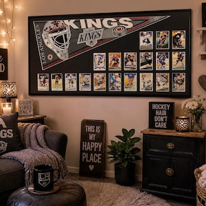Los Angeles Kings hockey pennant and player card collage!!!---Custom Framed!!!
