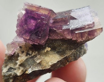 石英マトリックス上の蛍石結晶 - Etsy 日本