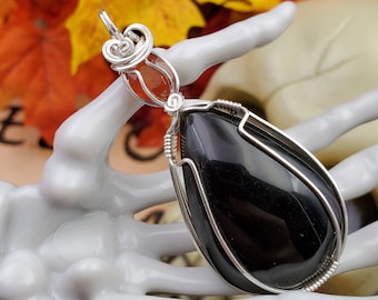 HALLOWEEN INSPIRED Obsidian and faceted Spessartine Garnet pendant in Sterling Silver 63mm