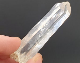 Cuarzo Semilla Lemuriana Clara al Agua con Fantasma Blanco de Colombia, 20.7 gramos