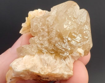 GROßER Cerussit auf Barit Kristall aus Marokko, FLUORESZIEREND, 100,7 Gramm