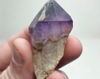 Toadstool Amethyst Scepter Crystal from Nigeria, Deep Saturated Phantoms. 30.2 grams