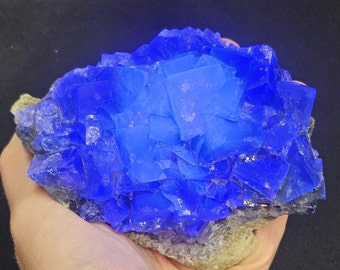 Gran cambio de color Fluorita Cristal Cluster / DAYLIGHT FLUORESCENT / NIGERIA / 800 gramos