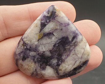 LARGE Tiffany Stone Cabochon, 91 carats, 43x45mm