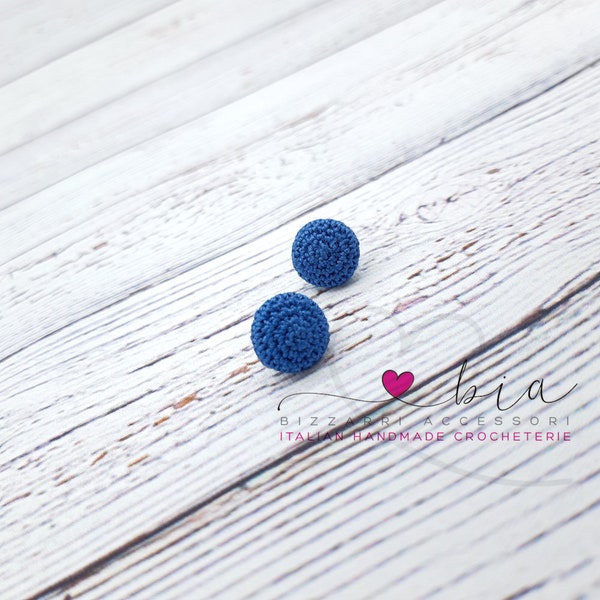 Orecchini a perno all'uncinetto blue denim "Confettini" - Candy Collection