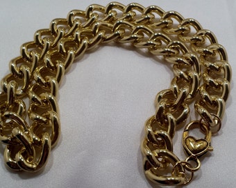 Gold metal necklace