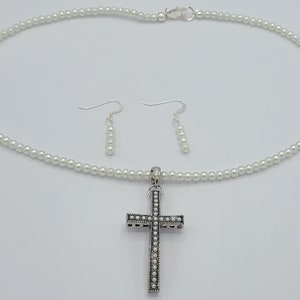 Perlen Kreuz Halskette & Ohrring Set