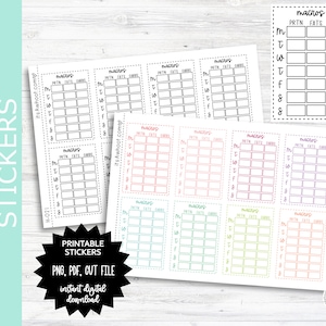 Puede incluir: Hoja de pegatinas imprimible con ocho rastreadores de macros de diferentes colores. Cada rastreador tiene una columna para proteínas, grasas y carbohidratos, y filas para cada día de la semana. El texto "macros" está en la parte superior de cada rastreador.