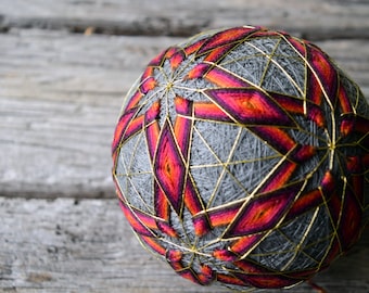 Autumn Star Temari Ball, Traditional Japanese Folk Craft Temari Ball, Hand Embroidered Temari Ornament Ball