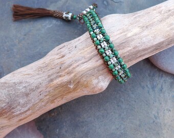 Hand Woven Bracelet with Natural Malachite and Emerald Gemstones and Japanese Miyuki Beads / Vintage Styling with Silk Tassel / Art Deco