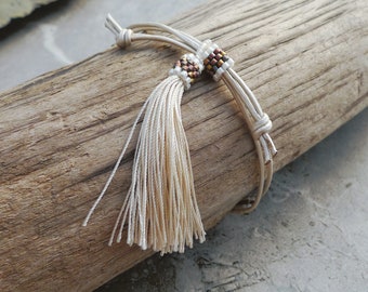 Bracelet with Hessonite Garnet Gemstones and Miyuki Beads, Pearl leather and Sliding Adjustable Clasp, Vintage Style with Silk Tassel