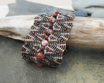 Hand Woven Bracelet with Red Marble, Jasper, Labradorite, Garnet and Miyuki Beads / Sterling Silver Clasp / Vintage Style / Art Deco