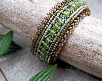 Hand Woven Bracelet with Verdant Peridot Gemstones and Mauve and Green Japanese Miyuki Beads / Vintage Style / Antique Style / Art Deco