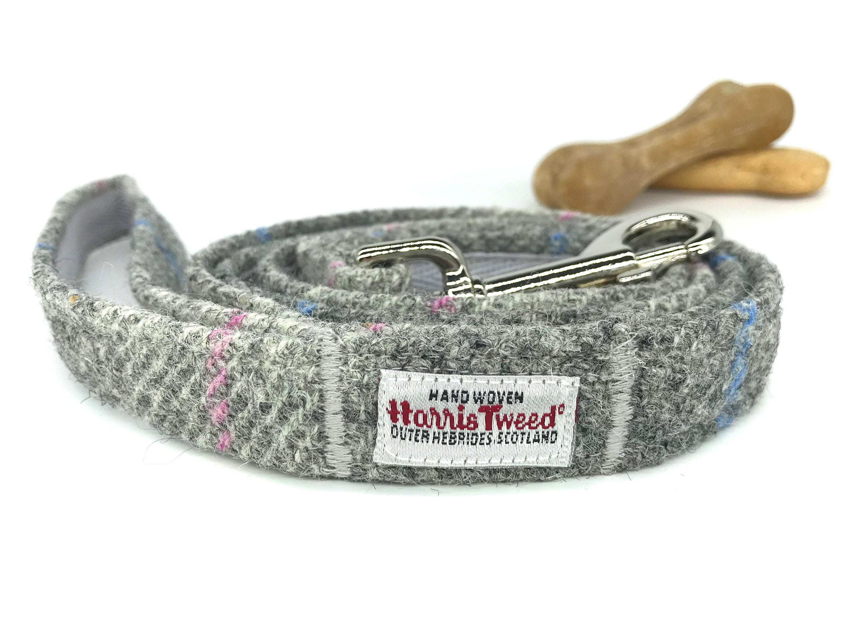 Scottish Harris Tweed® dog leash in grey check | Gray Scottish Harris Tweed® dog lead | Tartan dog leash | Dog lovers gift