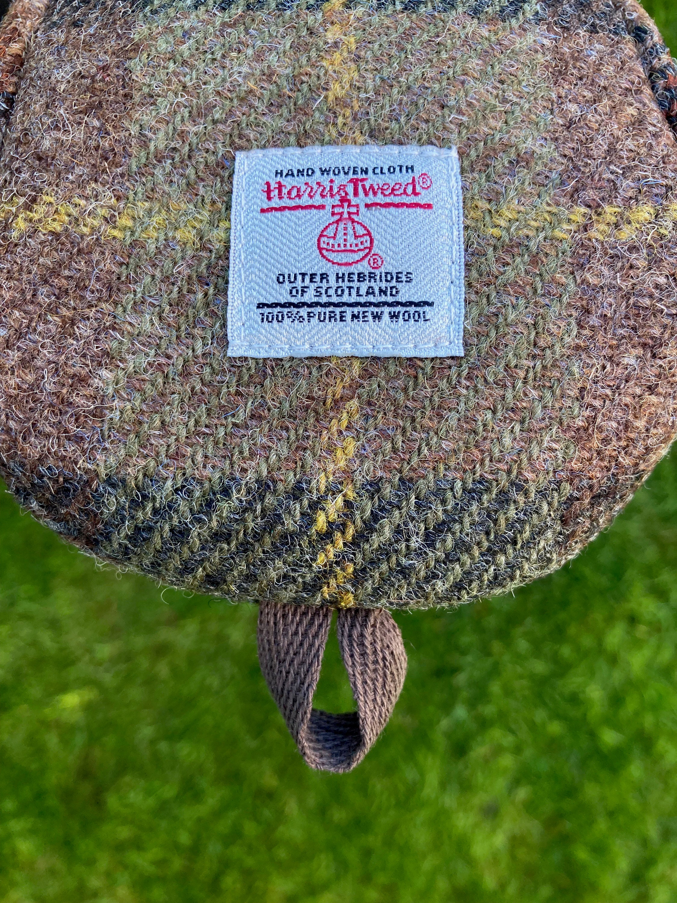 A Single Brown & Green Harris Tweed® Golf Head Cover | Scottish Tweed Golf Driver Cover | Tweed Golf Fairway Wood Club | Plaid Golfers Gift - Thumbnail 2