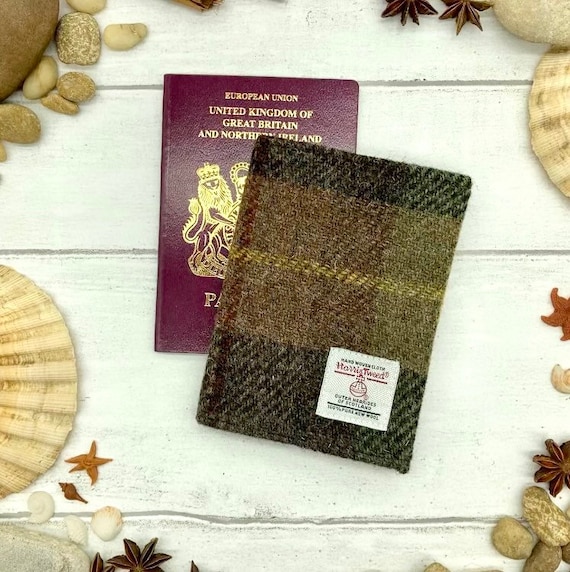 TWEED PASSPORT COVER OFF WHITE TWEED PASSPORT COVER OFF WHITE