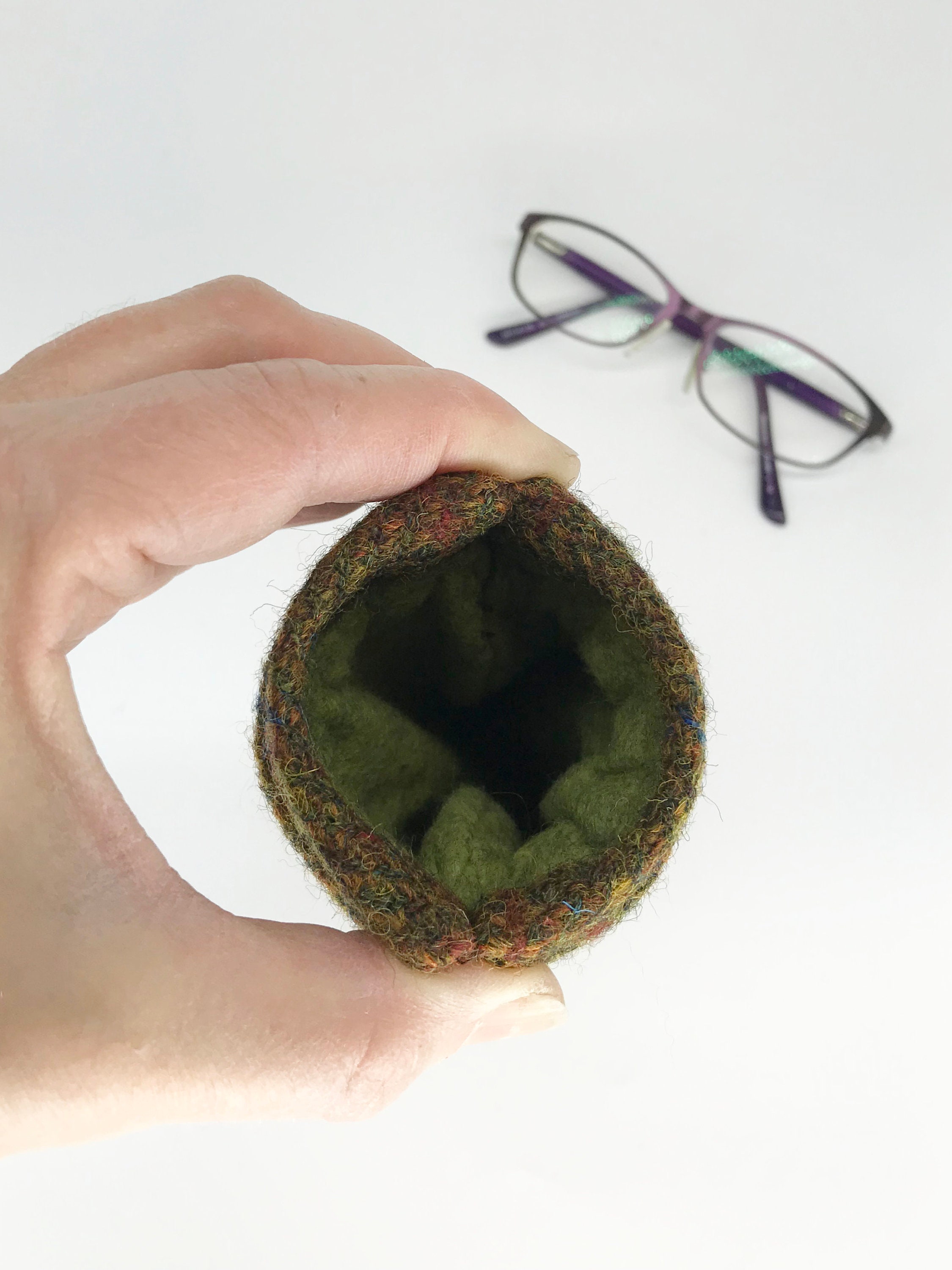 Scottish Harris Tweed® Glasses Case Flexi Top in Olive | Tweed Spectacle Sleeve | Harris Tweed® Sunglasses Case | Safe Secure & Protected - Thumbnail 4